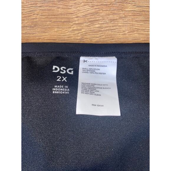 DSG Dicks Sporting Goods Women's Bathing Suit Bottoms 2X NWT Black - Picture 3 of 3
